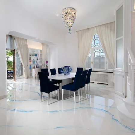 Santa Caterina Villa *